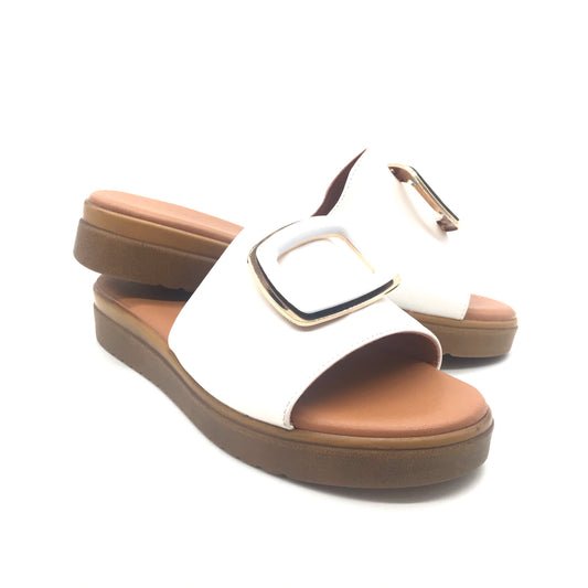 WOMEN SANDALS 829-24021